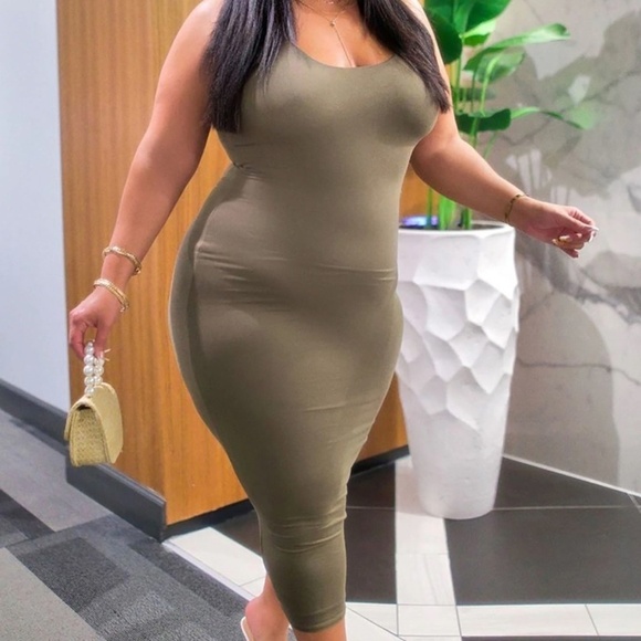 NWT Fashion Nova Plus Summer Sleeveless Olive Midi Dress Size 2X - Picture 2 of 4